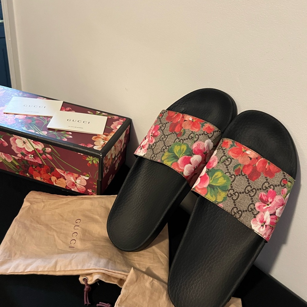 Gucci Floral Pattern Slides